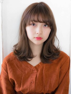 リリアン 青山(relian) 外ハネガーリーミディ☆relian青山