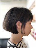 ショートボブ