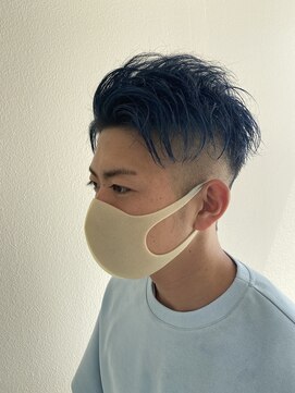 ゴットフロー(GOTTO FLOW) ブルーブラック/短髪/ツーブロック/ブリーチ