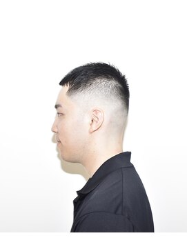 イージー(E.G.) クロップ/スキンフェード