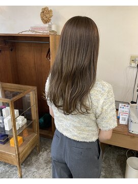 スロウ(sloe) 明るめベージュ