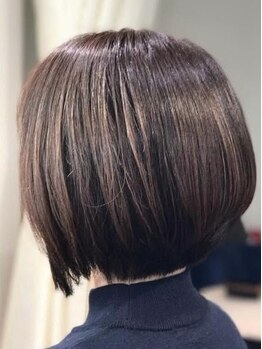 チャーム(Charm:a.s.)の写真/《白髪を「魅せる」白髪ぼかし》デザイン性のあるスタイルから自然な仕上がりまでお任せください！