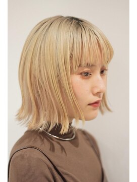 フラミューム 蒲田店(flammeum) ハイトーンの切りっぱなしボブ【蒲田】