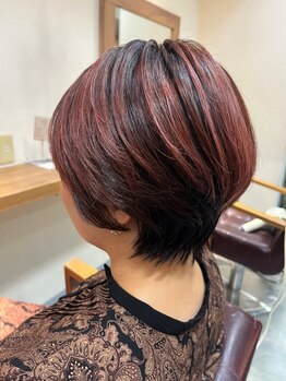 ヘアー ウル(HAIR URU)の写真/骨格に合わせたカットで、360度どこから見ても美しいフォルムに★サロン帰りの仕上がりをご自宅でも◎