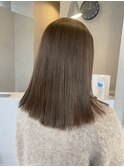 スモーキーグレージュ　かじ