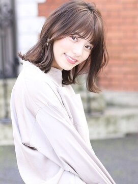 グランド(GRAND) ミディアム20代30代40代50代ストレートレイヤー前髪なし表参道