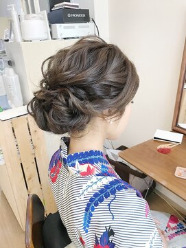 ロカット サロン(Roquat Salon) クラシカル着物ヘアアレンジ【ブライダルヘアメイク　立川】