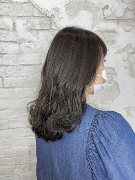 プライズ アイリス 池袋東口店(prize Iris) ハイライトグレージュオルチャンヘアフェザーバング