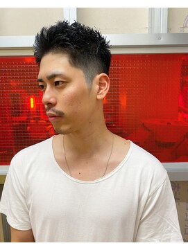 メリケンバーバーショップ トーキョー(MERICAN BARBERSHOP TYO) メンズウェーブビジネスマンアッシュカラー簡単スタイリング117