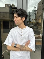 ヘアー アイス ルーチェ(HAIR ICI LUCE) メンズカット センター分けカット メンズ毛流れパーマ/山中