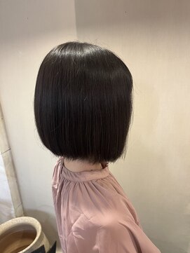 ファーレンピュアスウィート(fahren-pure-suite) 前下がりボブ/切りっぱなしボブ