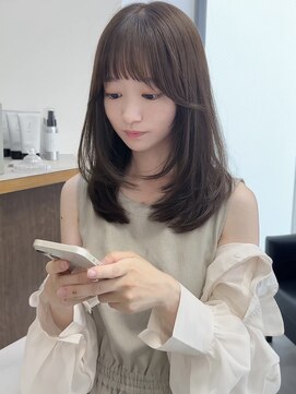 ビュー フクオカ(VIEW FUKUOKA) 小顔レイヤーカット×ナチュラルグレージュ30代40代50代