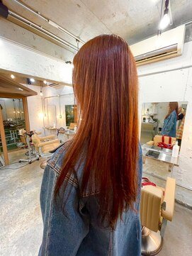 ヴァージ(Verge) レイヤーカット/ウェーブパーマ/前髪/こなれミディ[代官山駅]