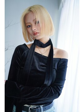 アンジェリカ 立町店(ANGELICA) ブロンドボブ　切りっぱなしボブ　金髪