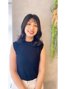 ヴィサージュメゾン(VISAGE maison) くびれミディアム