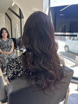 ロア 熊本(LOA)&nbsp;コテ巻き風パーマ　大きめ高め