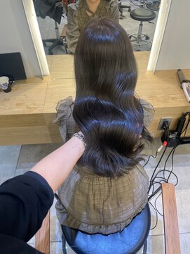 ジーナ 船橋(Zina) 髪質改善*ロングレイヤーグレーベージュ*美髪【Zina船橋】