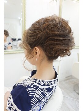 ヘアアンドメイクジップ恵比寿 (Hair&Make ZIP) 華やかなアップスタイル ヘアセット