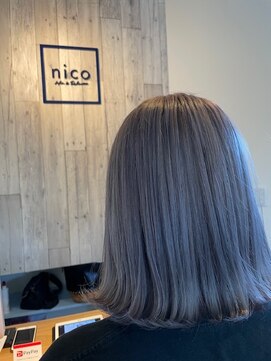ニコ ヘアリラクゼーション(Nico hair relaxation) 20代30代カジュアル系透明感ストレートボブホワイトシルバー