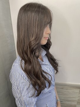 リーオオサカ(Lee Osaka) 【Lee大阪店】くすみ☆ブラウンベージュ/新出奈津樹