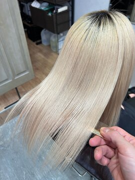 アディクト 東陽町西口(addict) ブリーチ髪質改善縮毛矯正＿ホワイト＿セミロング［東陽町］