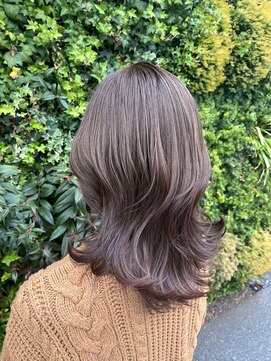 ソイルアヴェダ(Soil AVEDA) くびれミディアムグレージュ【沼津】