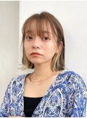 イヤリングカラー前髪インナーカラーピンクベージュバングカラー