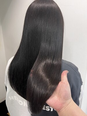 自慢できるヘアスタイルを提供する本格派サロン！】一人ひとりに合った髪質改善徹底サロンが”ここ”に◎