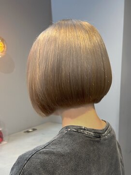 エイト 横浜店(EIGHT) ハイトーン ボブ