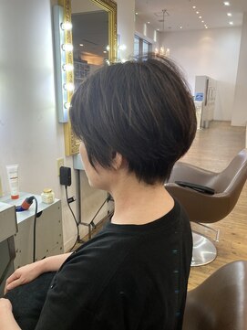 コワファースト 別府 ナチュラルブラウン×くびれショート