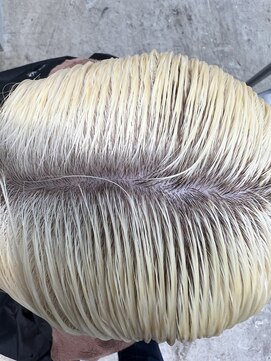 グロウ 渋谷(grow) 抜きっぱなしブリーチリタッチ