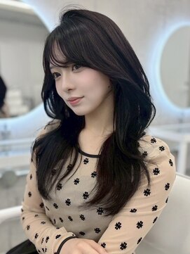 フォンズ(FONS) 透明感グレーブラック/艶カラー/顔周りカット/レイヤーカット