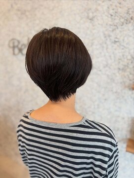 ベッラ(Bella) くびれショート