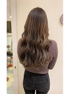 リヤン(Le lien) デザインカラー/暗めカラー/グランマッシュ/髪質改善/溝の口