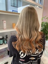 ブリーチを使用したカラーが得意☆様々なデザインをお客様と作ります♪