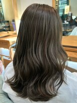 バイオレット ヨコハマ(Violet Yokohama) 透明感カラーオリーブベージュミディアムヘアFU-31