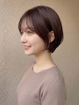 ルイス 宝塚(Luis)&nbsp;LUIS30代40代ひし形ショートボブピンクブラウン艶カラー