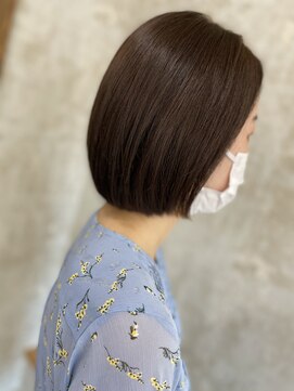 イコウヘアデザイン(icou hair design) コンパクトなワンレンボブで小頭効果アップ♪