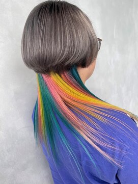 アコ(Aco) グレージュ/レインボーカラー/派手髪/個性派カラー