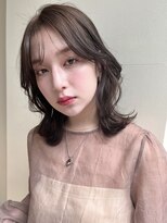 小顔ヘア 小顔ミディアム外ハネミディアム くびれレイヤーカット