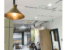 エイミーバイネオリーブ(amy by neolive)の雰囲気（ワンフロアの店内はインテリアにこだわっています　木場/東陽町）