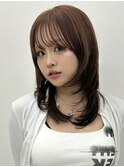 ハッシュカットミディアムレイヤーハイレイヤーブラウンカラー