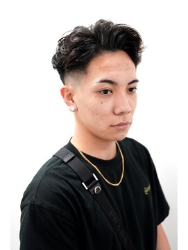 グラシアス(gracias) メンズカットアップバングサーフカールスキンフェード0801