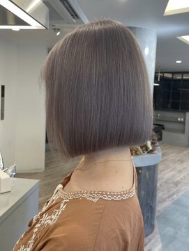 ルーブ トウキョウ(Loob. TOKYO) ハイトーンボブミルクティーベージュピンクベージュダブルカラー