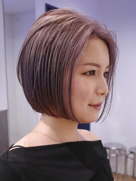 カシェル トウキョウ(Cashel Tokyo) ハイトーンボブ ピンクラベンダー 切りっぱなしボブ ベージュ