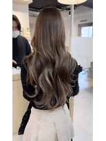 Cara FUKUOKA 薬院駅前【3月中旬NEW OPEN（予定）】&nbsp;ミルクティーベージュ&レイヤーカット《福岡透明感カラー》