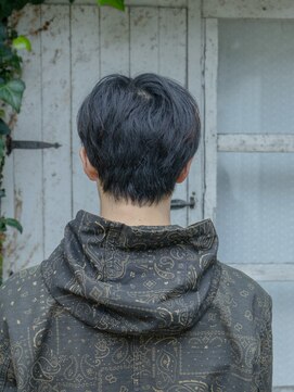 シンシ(Cinci) 王道の黒髪マッシュ