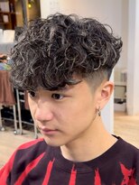 フィフス 天神大名(fifth) 天神大名メンズパーマスペインカールツイストスパイラルパーマ
