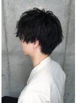 横顔が素敵に決まる無造作ウェーブマッシュ【表参道、青山】