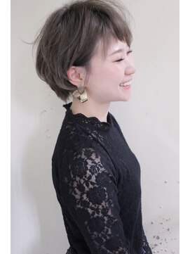 アトモスサニーテラス(Atmos sunny terrace) ブルージュアシメショート